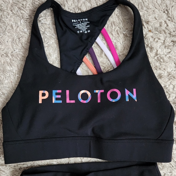 NWOT Peloton Workout Clothing Bundle - Small - Picture 4 of 11